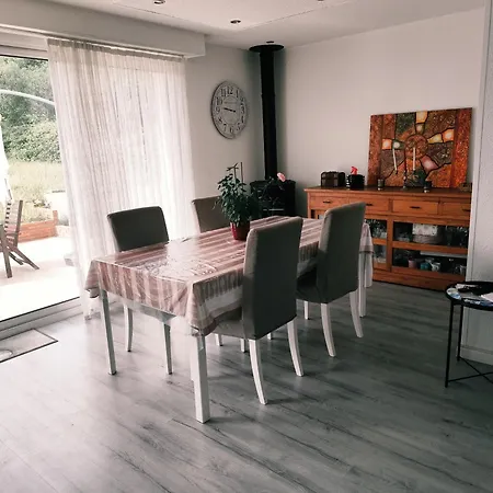 Couette-café La Petite Maison Dans La Prairie Cholet